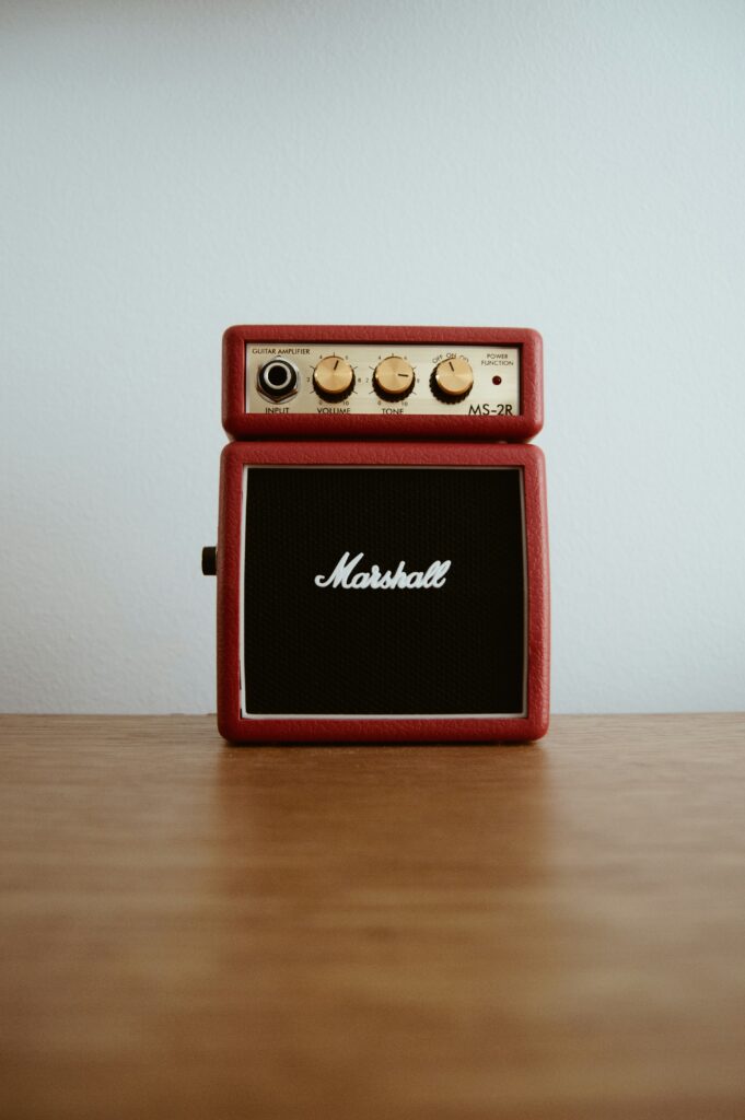 melhores amplificadores de guitarra bom e barato